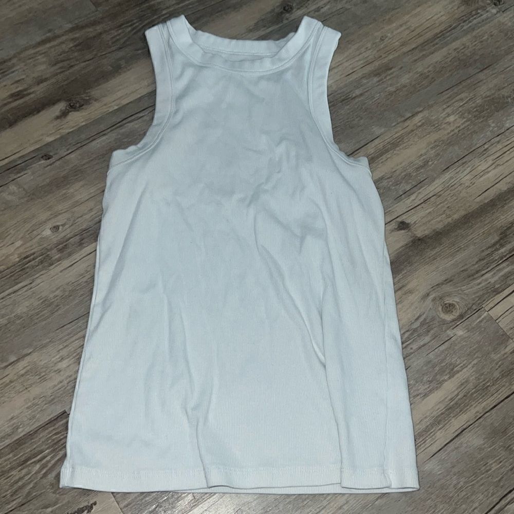 old navy tank